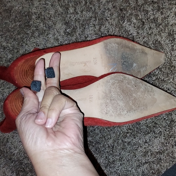 MANOLO BLANIK EUC red ponyhair booties - Picture 6 of 9